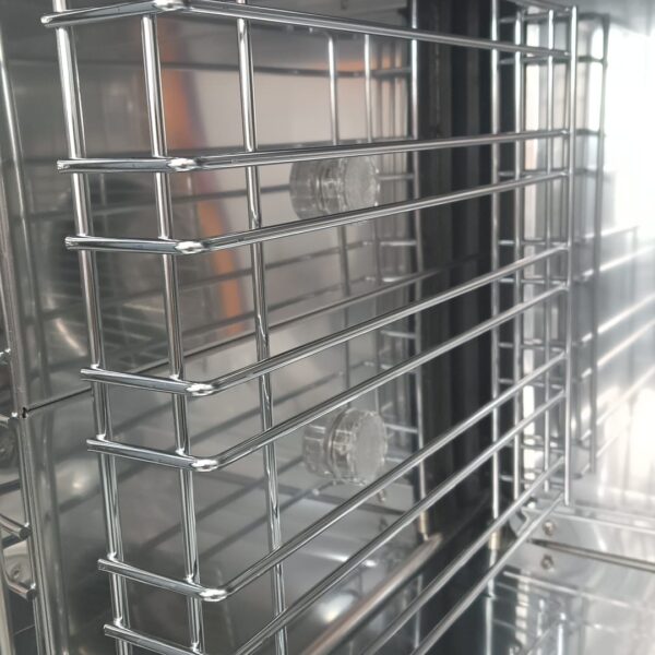 Soportes laterales para ubicar bandejas 600x400 de 4 niveles KSP1001